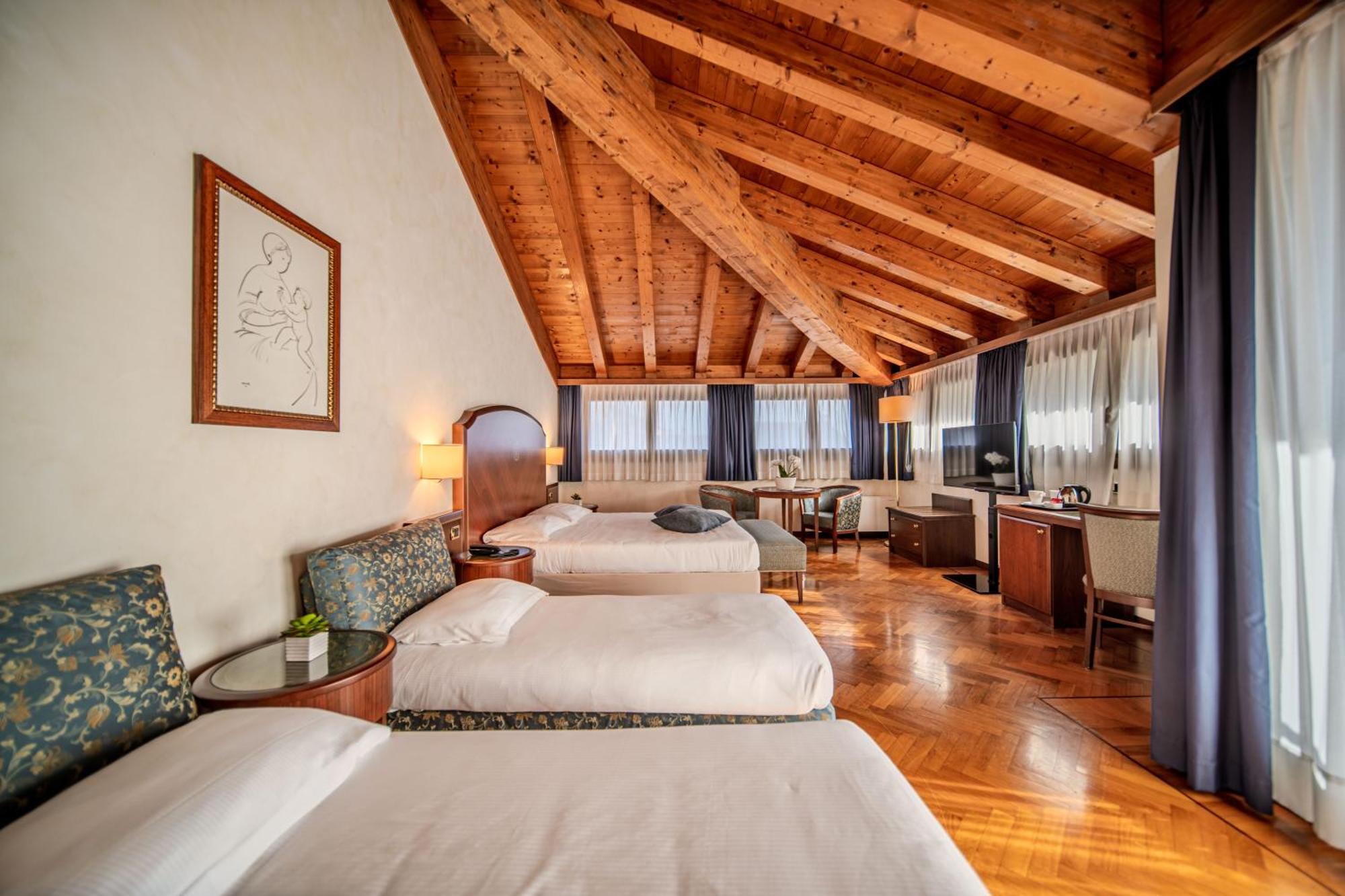 Hotel Alla Torre Кастельфранко-Венето Экстерьер фото