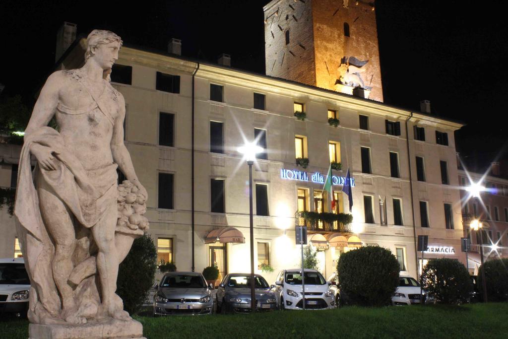 Hotel Alla Torre Кастельфранко-Венето Экстерьер фото
